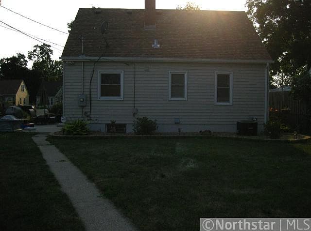 2nd image of 4830 Fremont Ave N