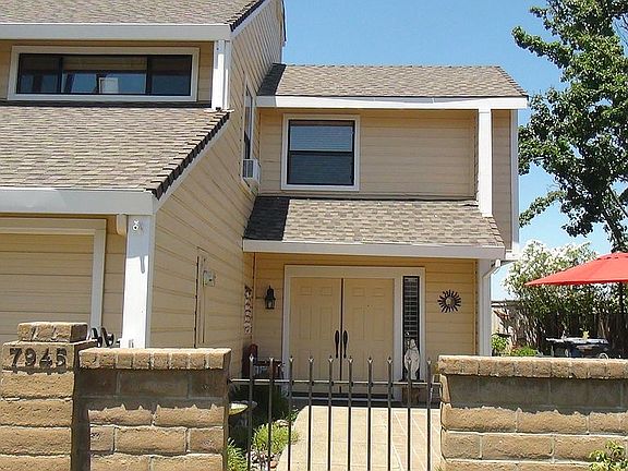2nd image of 7945 Sawgrass Cir