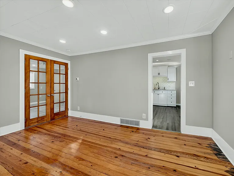 1183 Ridge Rd — Photo 10