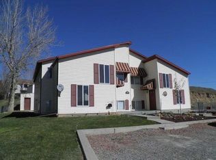 1118 Canyon Hills Rd, Thermopolis, WY 82443