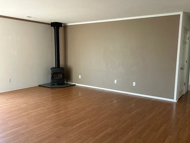 147 Broken Mountain Dr — Photo 4