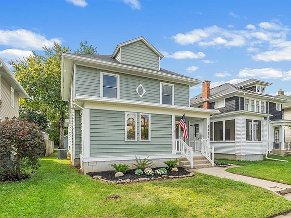 3rd image of 1219 Crescent Ave