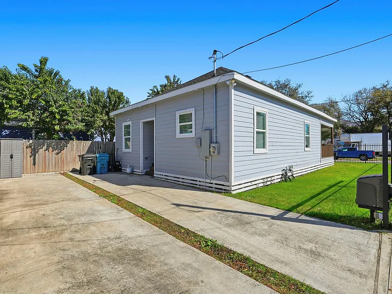 1401 Sydnor St — Photo 14