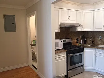 Sold by Winzone Realty Inc