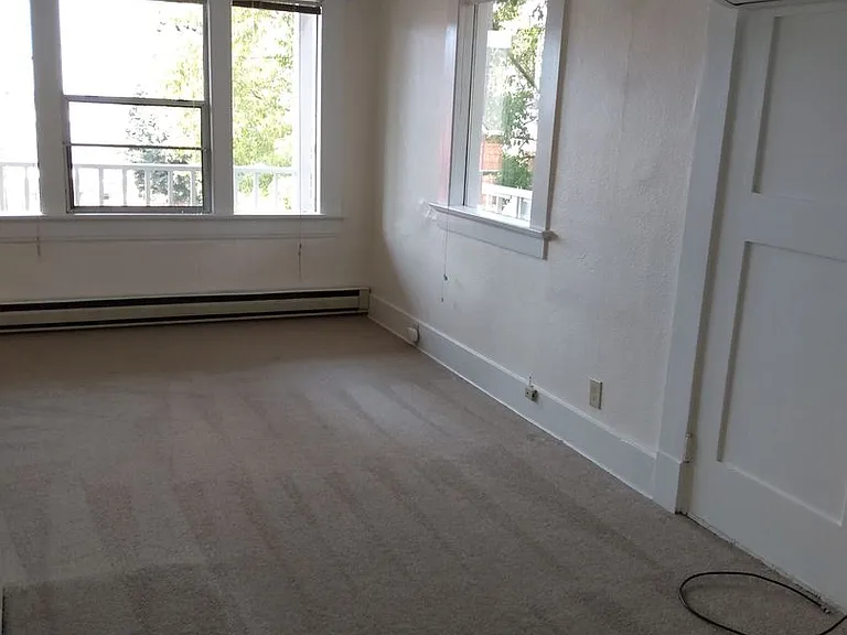 703 N Garden St #B — Photo 4