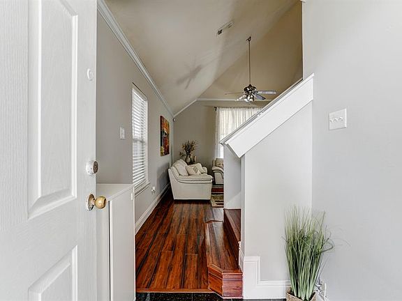 3rd image of 6406 Garden Trail Ct