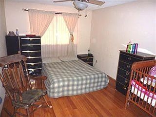 4th image of 8901 Tam O Shanter Dr