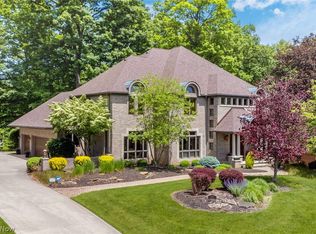 1269 Homestead Creek Dr, Broadview Heights, OH