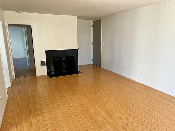 2nd image of 11832 Kiowa Ave APT 9