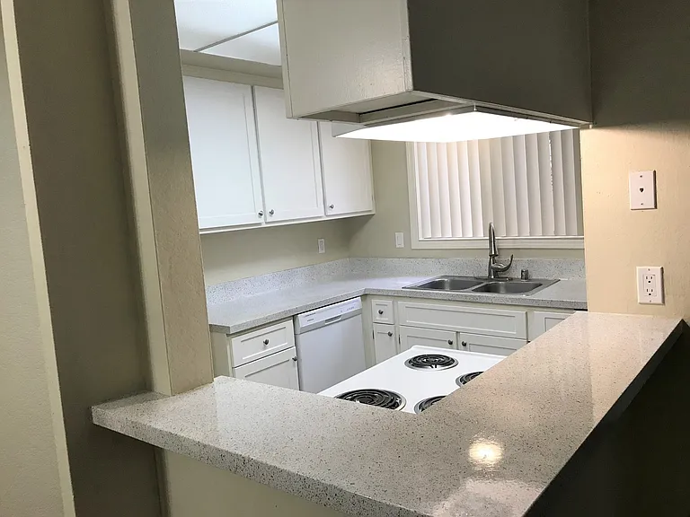 Cypress Townpark Apartments — Photo 21