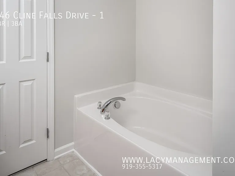 146 Cline Falls Dr #1 — Photo 15