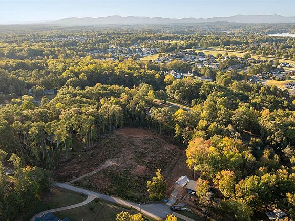3rd image of 171 Riveroak Ln Lot 13