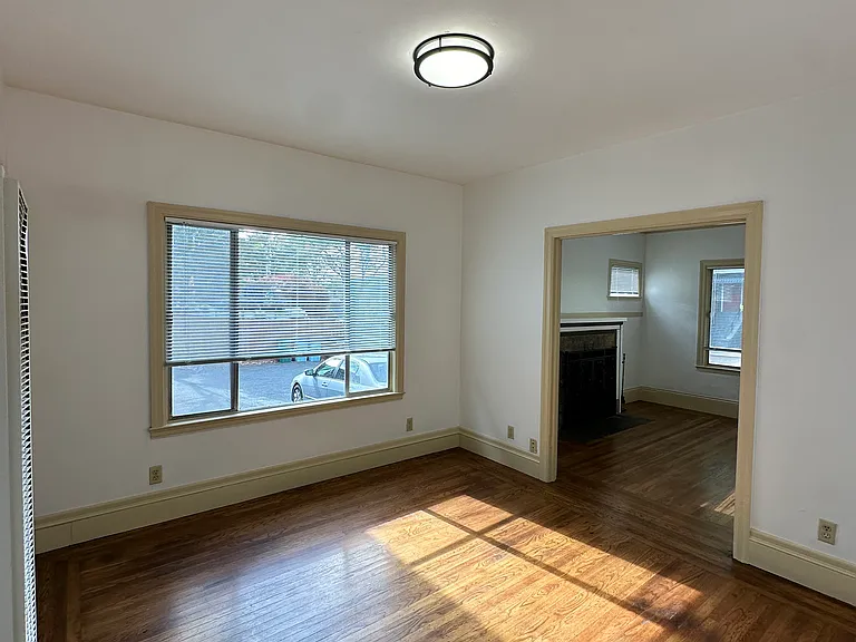 1532 Woolsey St #A — Photo 31