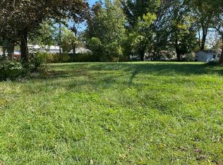 221 W 1st St, Cameron, MO 64429