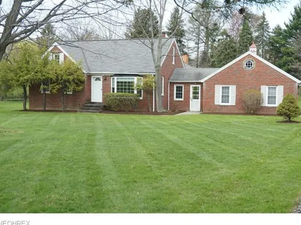 29999 Emery Rd, Orange, OH 44022