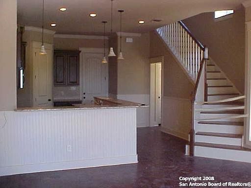4th image of 408 E EVERGREEN #1