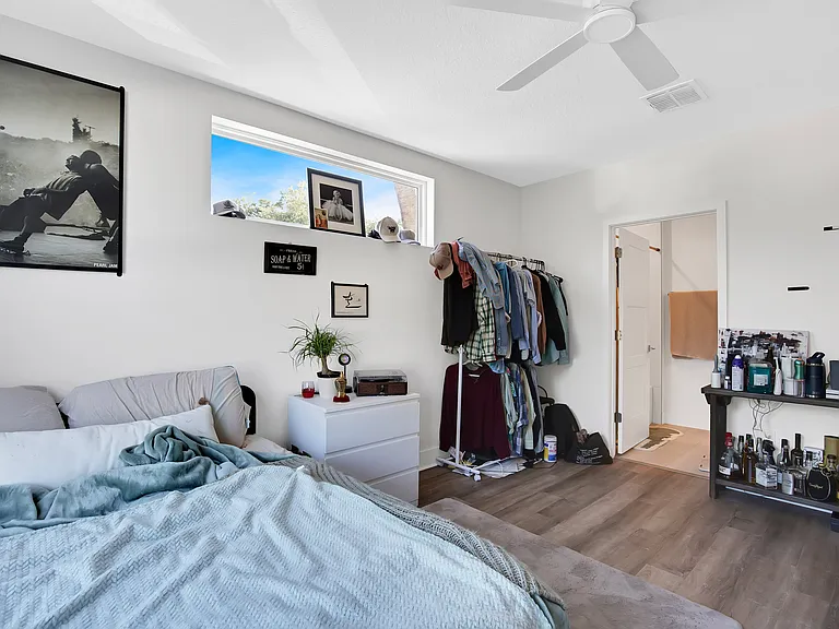 2506 W Cleveland St #9 — Photo 14