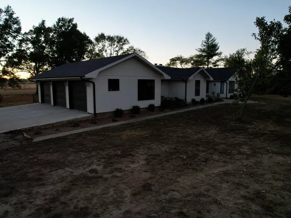 21599 State Highway 37, Cassville, MO 65625