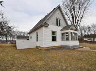 1824 W 5th St, Red Wing, MN 55066