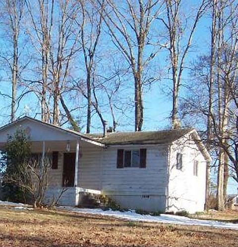 2nd image of 3462 Richmond Rd