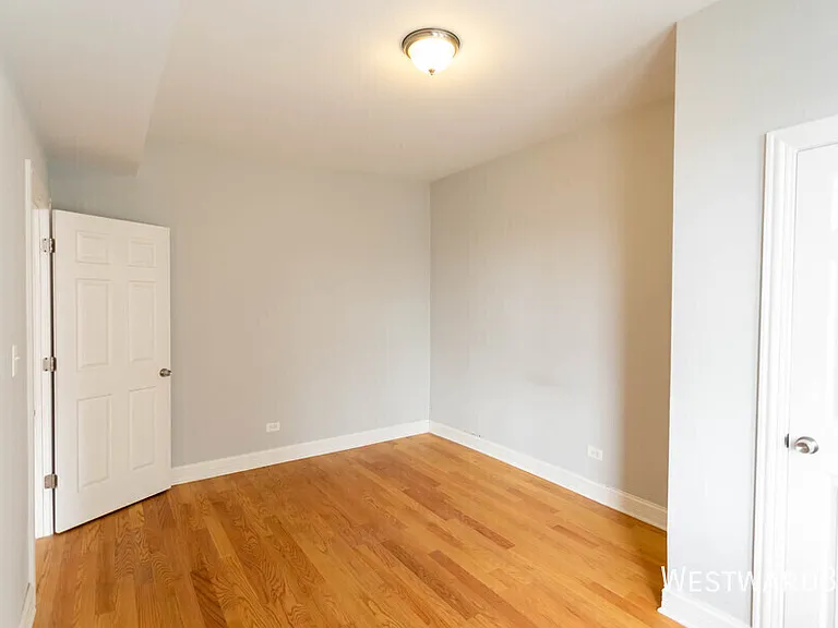 2753 N Whipple St #2 — Photo 13