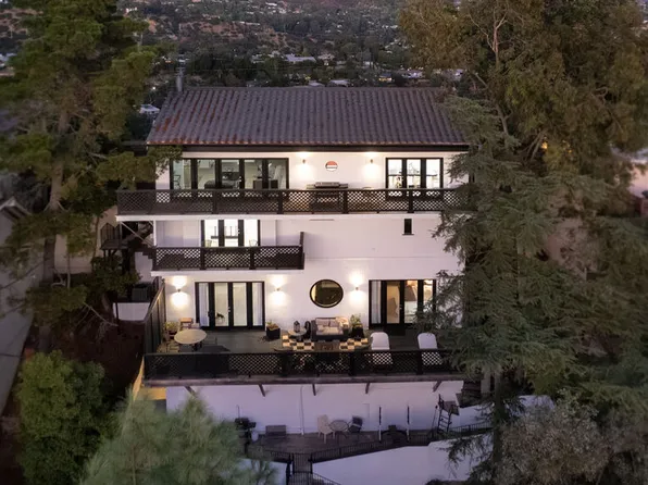 8591 Skyline Dr, Los Angeles, CA 90046