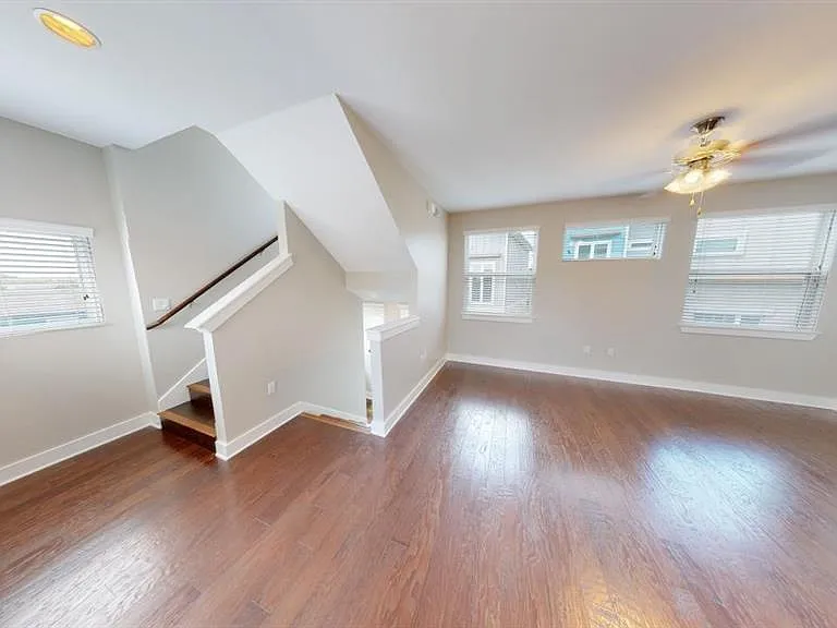 2021 Geniveive Ln #288C — Photo 3