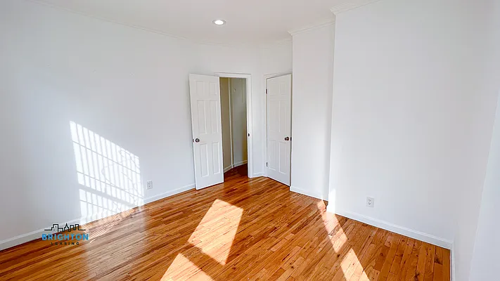 Rented by Brighton Management | media 3