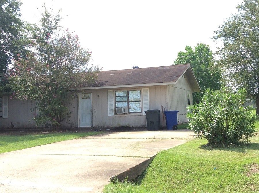 2nd image of 728 Abbie Dr