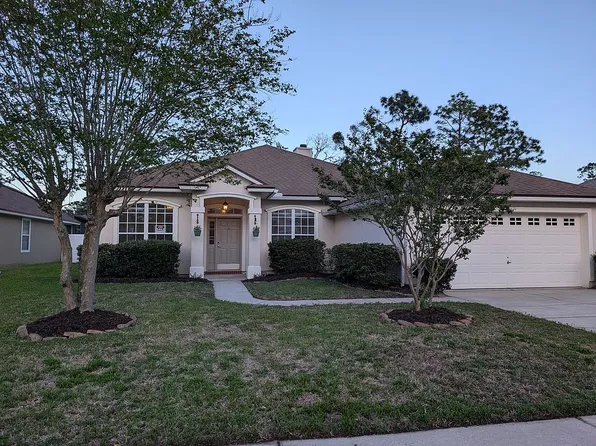 2219 Gardenmoss Dr, Green Cove Springs, FL 32043