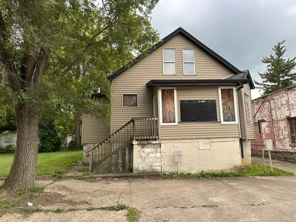 208 E Birch St, Kankakee, IL 60901