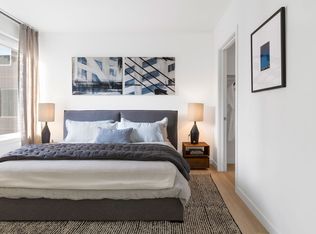 83 E 25th St #6, Bayonne, NJ 07002