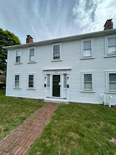 1st image of 843 N Main St Floor 1