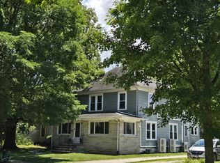 1103 W Church St APT 2, Champaign, IL 61821