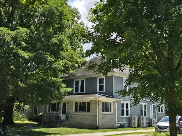 1103 W Church St APT 2, Champaign, IL 61821