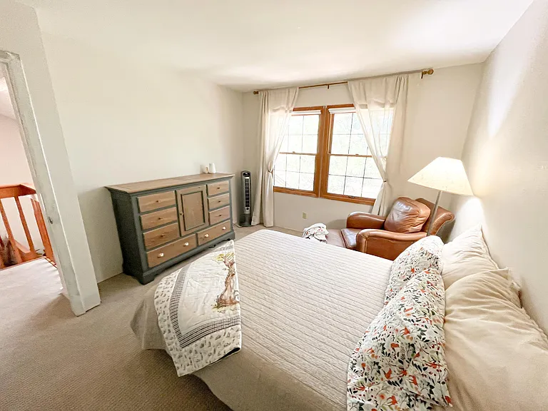 1872 Brookdale Dr — Photo 11