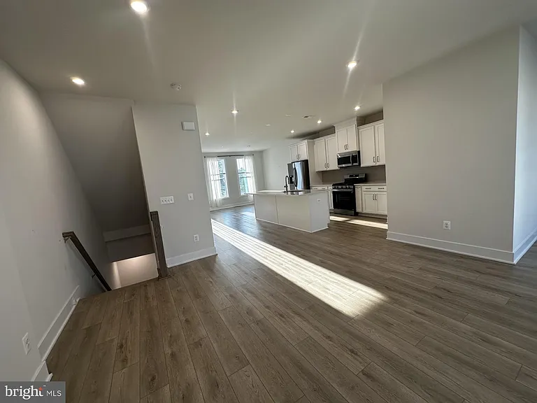 112 Galaxy — Photo 26