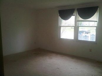 4th image of 5930 Peregrine Dr