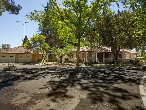 2nd image of 2487 Feather River Blvd