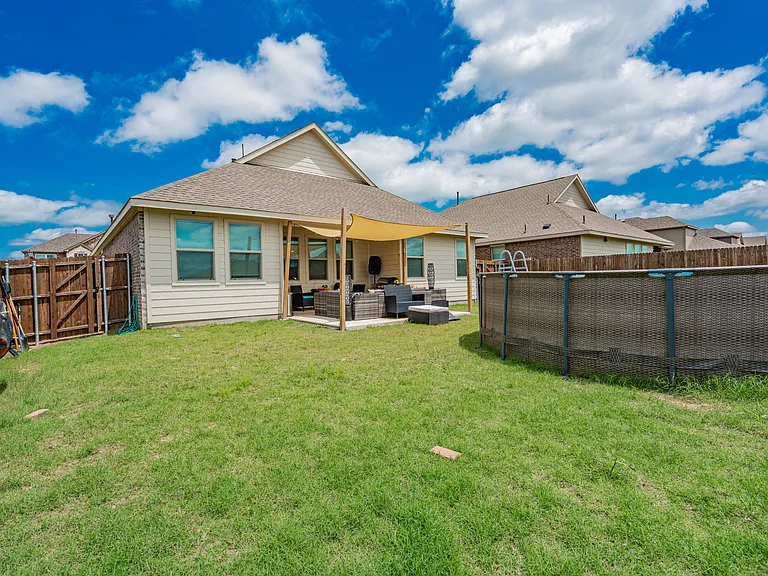 1034 Manuel Dr — Photo 26