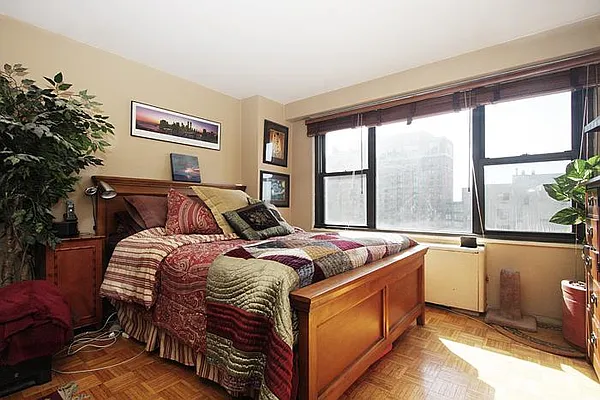 Sold by Nest Seekers International | media 13