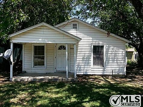 1st image of 8104 Gibbs Dr