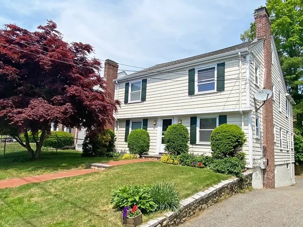 8-8 Willow St #10, Newton Center, MA 02459