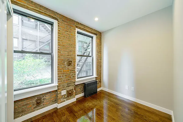 Rented by Douglas Elliman | media 10