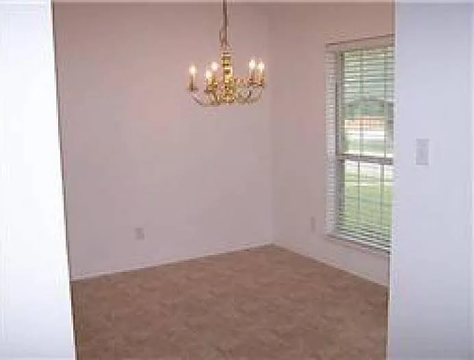 5325 Northridge Blvd — Photo 4