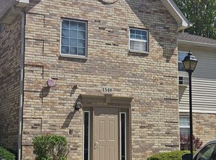 1548 W Sand Bar Ct UNIT 1B, Round Lake Beach, IL 60073
