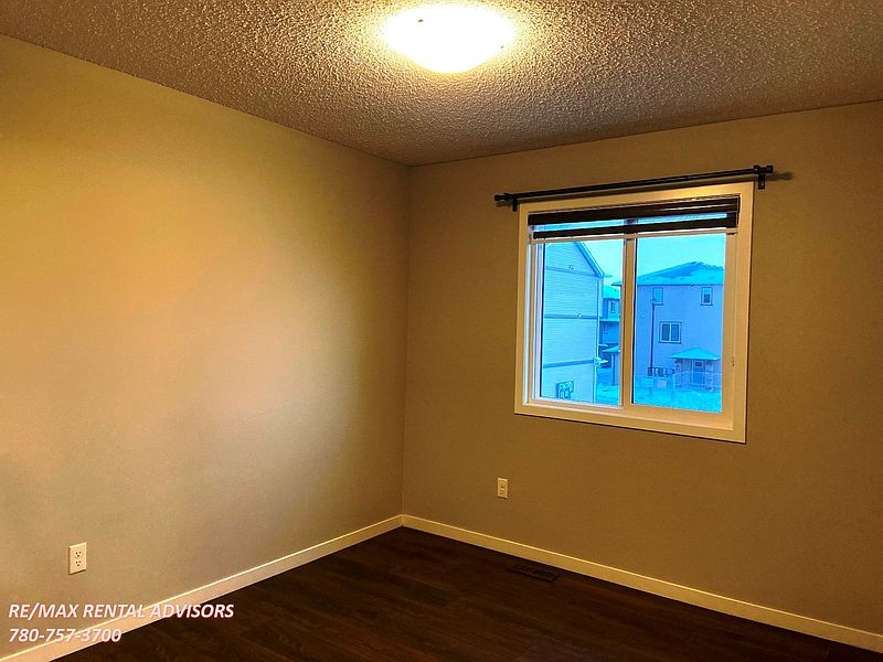 Edmonton Apartment for rent - 3 Bedrooms — photo 10