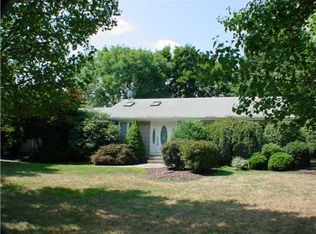 351 Bennetts Ln, Somerset, NJ 08873