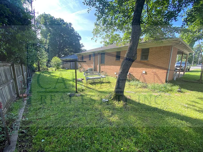 403 W I Ave — Photo 15