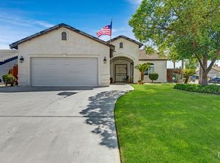 443 Casa Verde St, Bakersfield, CA 93306